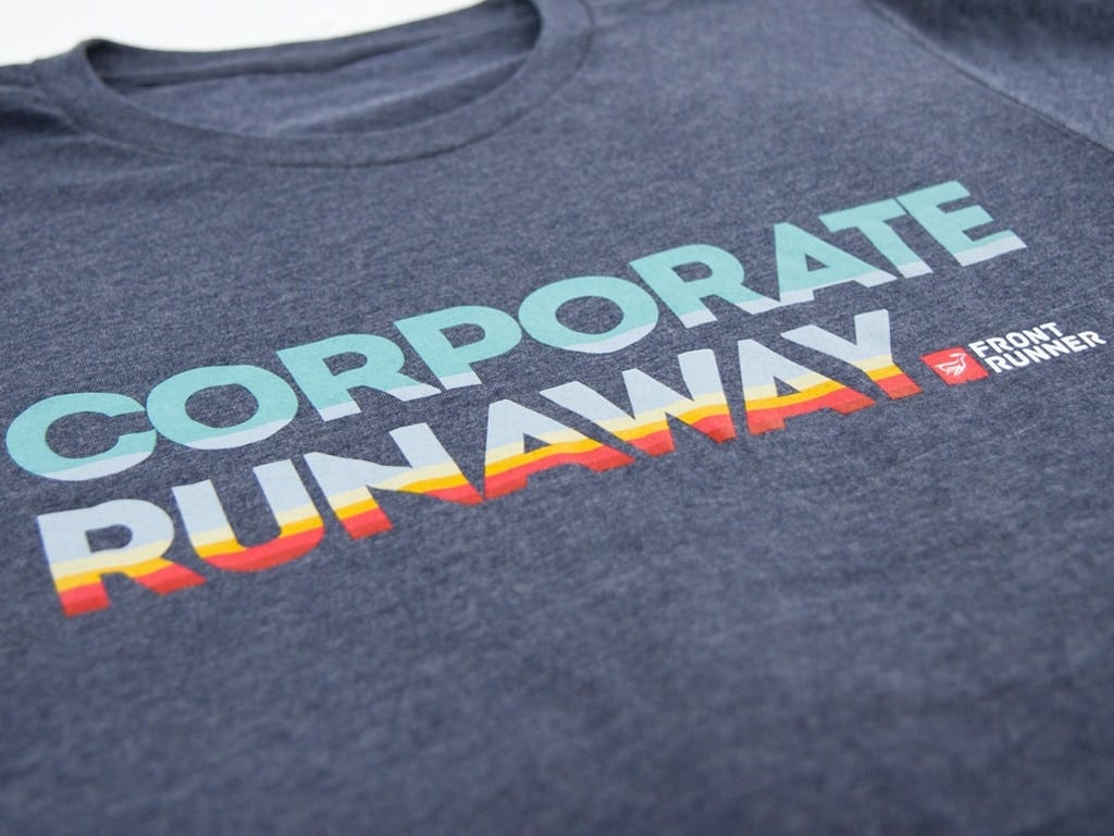 Born To Roam inCorporate Runawayin Shirt / Dunkelblau meliert / Größe M- von Front Runner